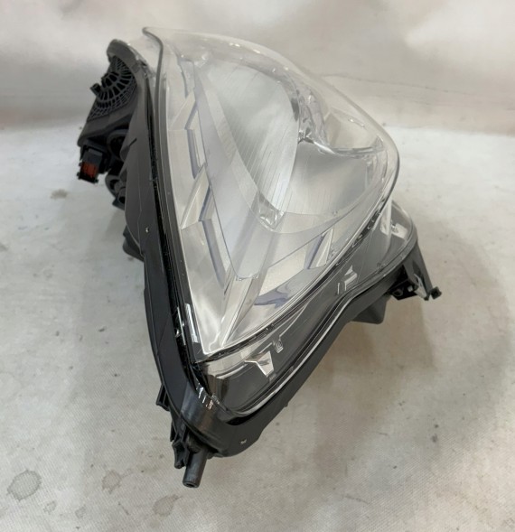 Hella 1LJ 009 630-341 Hella 1lj 009 630-341 фара передняя правая лампа opel insignia