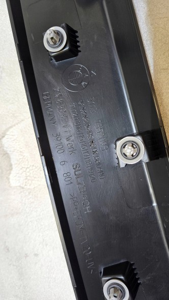 BMW OE 7332093 GO ПЛІНТУС ДВЕРЕЙ ЗАДНІЙ ЛІВИЙ BMW X1 F48 7332093 НОВИЙ ОРИГІНАЛ