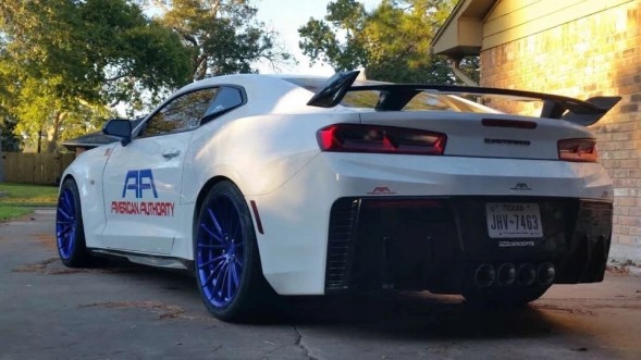 Китай JGD-CM16-RSAA Спойлер задньої заслінки JGD ATTACK - Чорний Блиск CHEVROLET CAMARO 2016-2023