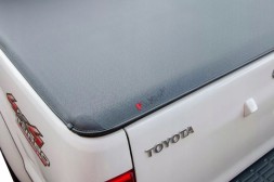 Китай 952 Ролета на кузов Toyota Hilux 2015-
