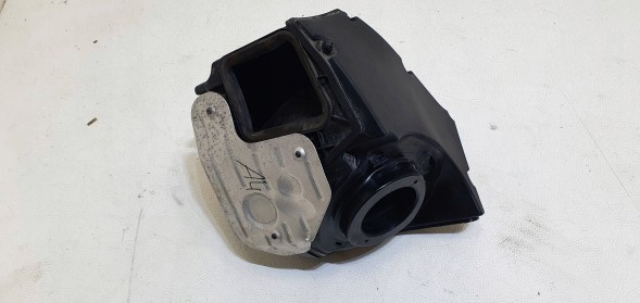 Audi OE 8K0133835B PG Корпус повітряного фільтра AUDI A4 B9 A5 8W 8K0133835B Новий