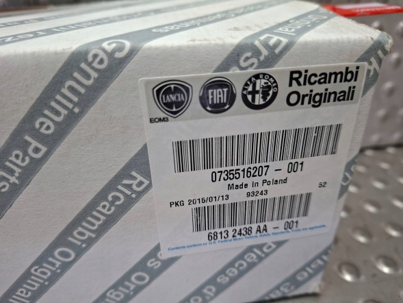 Fiat OE S26337893 ХРОМОВАНА НАКЛАДКА КЛАПАНА 0735516207 FIAT 500 2007-