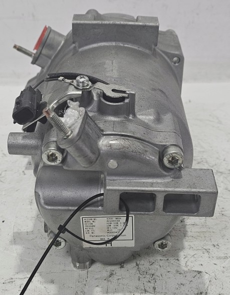 Nissan OE 926001MG0A NISSAN PAWELAUTOCZESCI НОВИЙ ОРИГІНАЛЬНИЙ КОМПРЕСОР КОНДИЦІОНЕРА NISSAN LEAF I - 926001MG0A