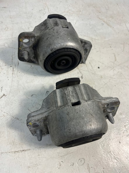 Jaguar OE T4N3780 HK83-6A003-ED HK836A003ED T4A1060 T4A16673 T4A16673 JK836A002EA JK83-6A002-EA ГРУША ПОДУШКА ДВИГУНА HK836A003ED T4A1060 JAGUAR F-PACE XF 2.0 2015+ OE
