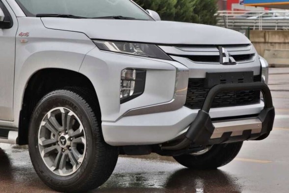 Китай PWT16_L20015+ Mitsubishi L200 передня планка Амазон чорний кенгуру