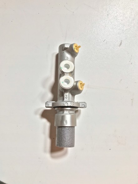 Bosch 0 204 123 511 Bosch гальмівний насос peugeot 406