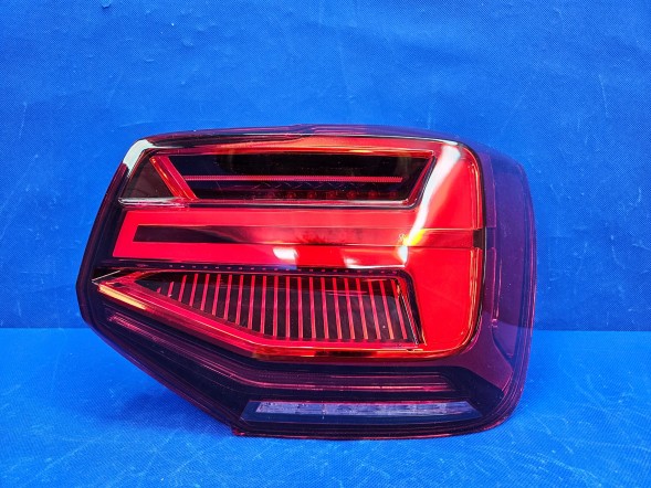 Audi OE 81A945092C Audi q2 лампа задня права задня європа нова full led oem 81a945092c