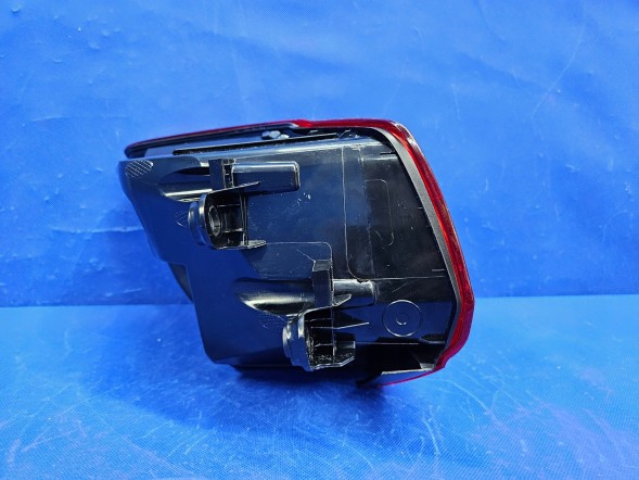 Audi OE 81A945092C Audi q2 лампа задня права задня європа нова full led oem 81a945092c