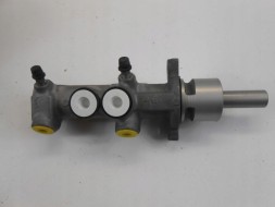 Renault OE 7701209583 RENAULT MASTER II Гальмівний насос