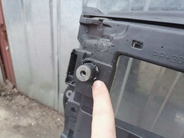 Polcar 9518041QT ПЕРЕДНІЙ ПОЯС VOLKSWAGEN ГОЛЬФ ВІ