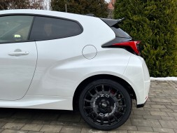 FP FPSPTYGR Toyota GR Yaris 2020 2020 - губний спойлер на козирок