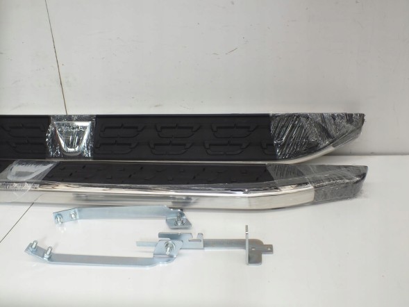 Dacia OE 7711940797 DACIA DUSTER II Накладка на поріг