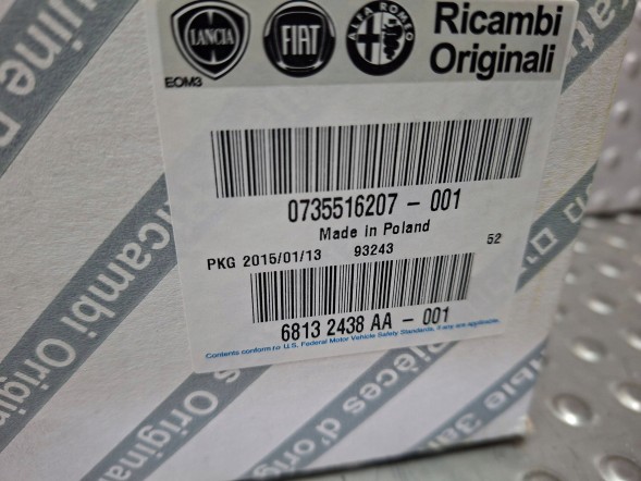 Fiat OE S26337894 ХРОМОВАНА НАКЛАДКА КЛАПАНА 0735516207 FIAT 500 2007-