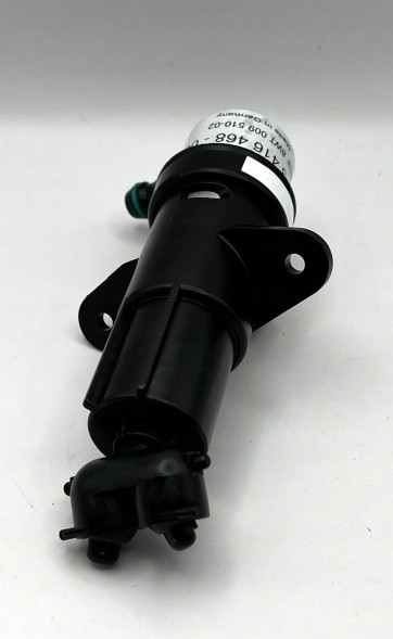 BMW OE 3416468 Bmw x3 e83 lci насадка для омивача права 3416468 нова