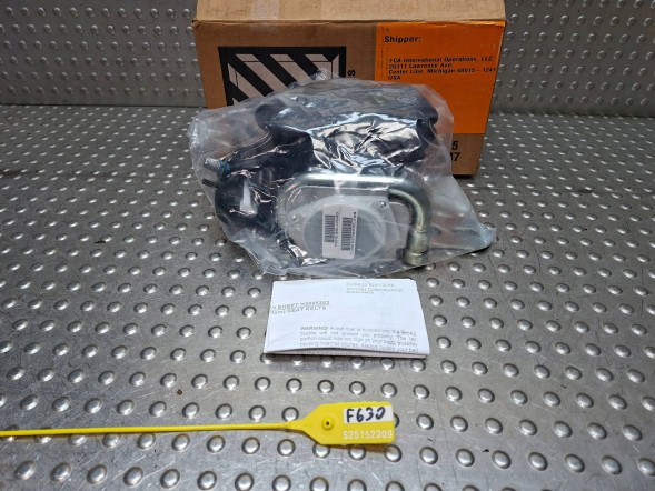 Jeep OE РЕМІНЬ БЕЗПЕКИ ПЕРЕДНІЙ ПРАВИЙ JEEP GRAND CHEROKEE WK2 14- P5ME36LU5AD