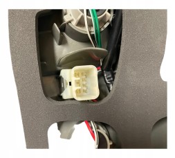 Eagle Eyes T81551-47160 Задня фара Eagle Eyes LED права для Toyota Prius + Plus III 2012-2015