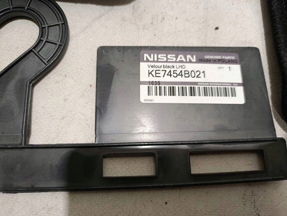 Nissan OE KE7454B021 PMI150921 X-TRAIL ВЕЛЮРОВІ КОВРИКИ NISSAN X-TRAIL KE7454B021 КОМПЛЕКТ