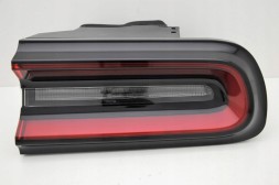 Китай 3251-2U9ZDG1902RBM DODGE CHALLENGER 2015- СВІТЛОДІОДНА ЗАДНЯ ЛАМПА ПРАВА НОВА