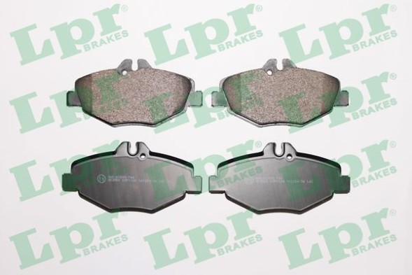 05P1124 LPR Комплект гальмівних колодок з 4 шт дисків