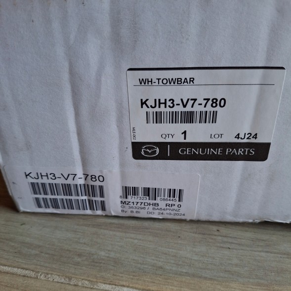 Mazda OE KJH3-V7-780 Установка буксирного гака модуля MAZDA OE CX-80