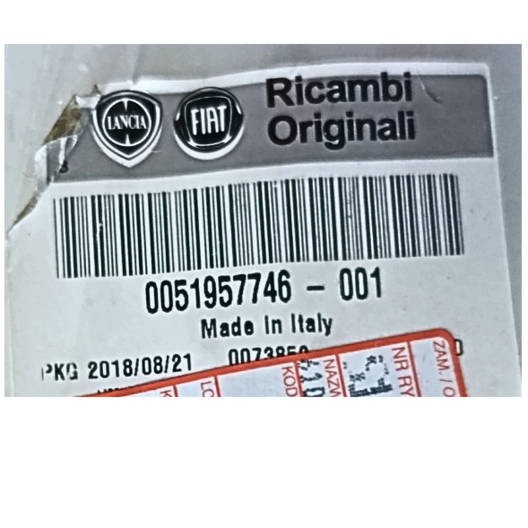 Fiat OE Бічне трикутне нерухоме переднє праве скло FIAT 500L 51957746 Атермічне