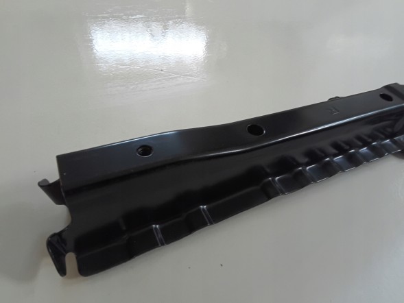 Mitsubishi OE WB/5256C636 L200 L 200 ПІДСИЛЕННЯ КРОНШТЕЙНА З’ЄДНАННЯ БАЛКА РАДІАТОРА ПРАВА