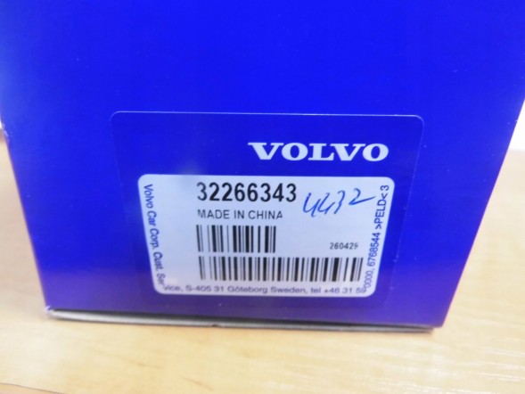 Volvo OE ПЕРЕМИКАЧІ КЕРМА VOLVO S90 V90 2017- XC90 S60 V60 2019- OE 32266343