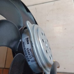 Valeo Вентилятор радіатора Audi A4 B6 B7 Valeo 698612