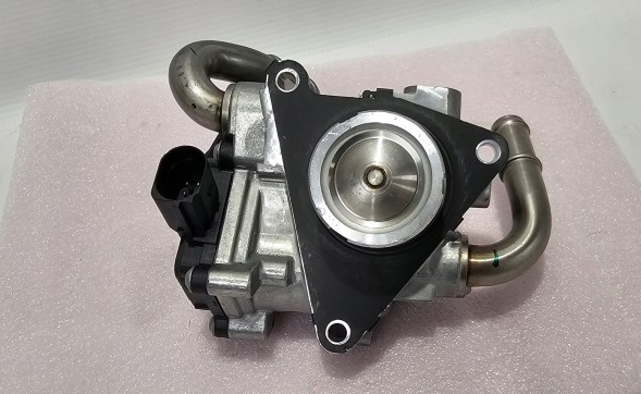 Volkswagen OE 04L131501R VOLKSWAGEN OE ORYGINAŁ НОВИЙ ОРИГІНАЛЬНИЙ КЛАПАН EGR VOLKSWAGEN / SEAT / SKODA / AUDI - 04L131501R