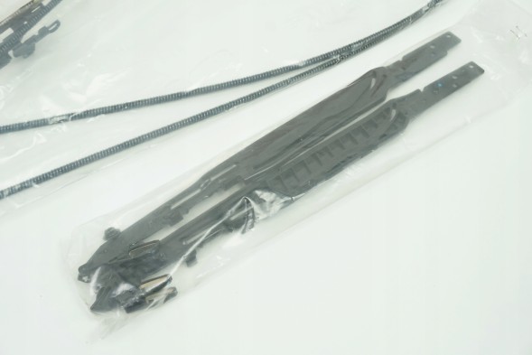 Renault OE Набір салазок люка Renault Koleos 2 II 913662238R