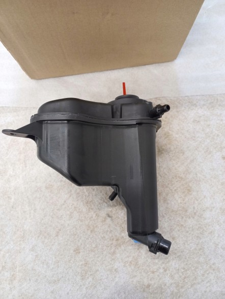 BMW OE 17137640514 Bmw шланг системи охолодження oe 17137640514