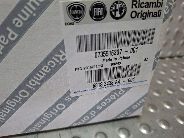 Fiat OE S26337860 ХРОМОВАНА НАКЛАДКА КЛАПАНА 0735516207 FIAT 500 2007-