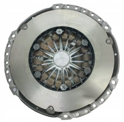Valeo 826964 ЗЧЕПЛЕННЯ VALEO VOLVO S60 I V70 II D5 2.4 2.5T
