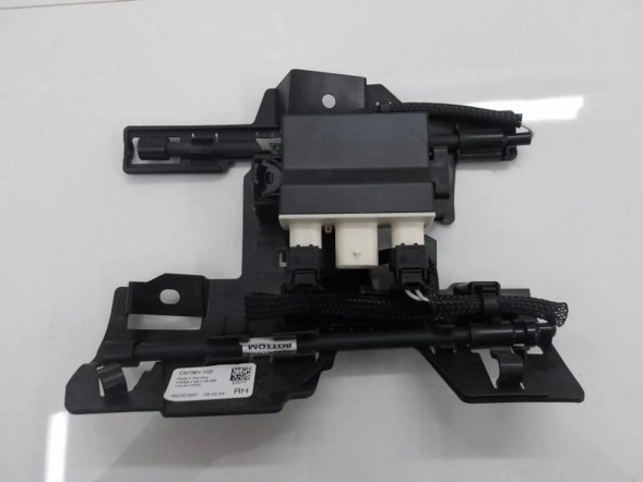 Jaguar OE C67391102 JAGUAR F-PACE SMART МОДУЛЬ ДАТЧИКА ВІДКРИТТЯ КАПОТУ