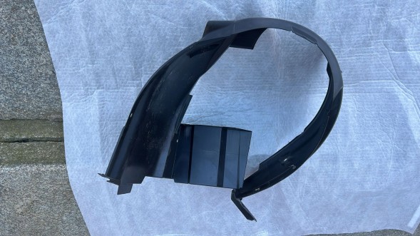 Toyota OE 53876-0H051 AYGO II 14- НАКЛАДКА АРКИ ЛІВА ПЕРЕДНЯ TOYOTA AYGO II 14-