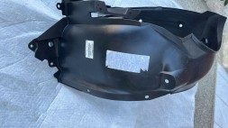 Toyota OE 53876-0H051 AYGO II 14- НАКЛАДКА АРКИ ЛІВА ПЕРЕДНЯ TOYOTA AYGO II 14-