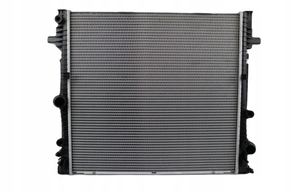 CHINA 17118642743 / 8642743 Водяний кулер bmw x3 g01 x4 g02 17118642743