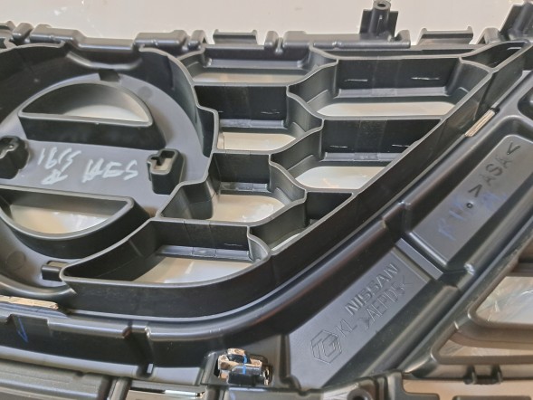 Nissan OE NISSAN MICRA K13 LIFT GRILL ATRAPA CHŁODNICY 62310-3HN0A NOWY ORYGINAŁ МУЛЯЖ РЕШІТКИ РАДІАТОРА NISSAN MICRA K13 РЕСТАЙЛІНГ 62310-3HN0A ОРИГІНАЛ