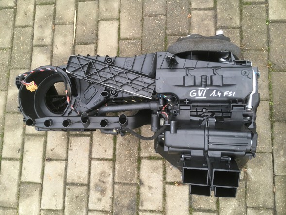 Volkswagen OE 5K1820003AR 00 Vw гольф vi обігрівач європа climatronic