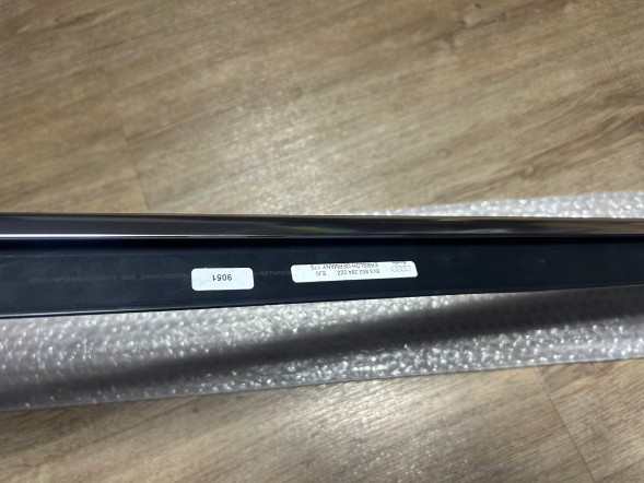Audi OE 8V38532842ZZ / 8W0853284 AUDI A3 8V 3DR 2012-2020 ТАПКА ПРАВА 8V3 ХРОМ ОРИГ.