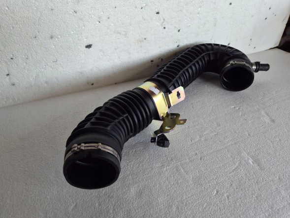 Fiat OE Трубка інтеркулера 46836218 / 68101557AA Fiat Palio Albea 1.6 16V