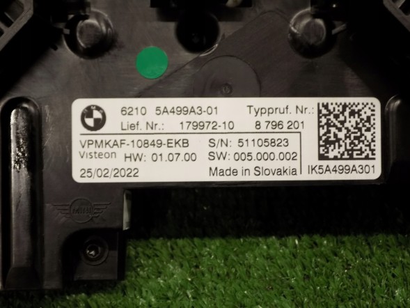 BMW OE MINI F54 F55 F60 LICZNIK ZEGARY LED EU 5A499A3 MINI F54 F55 F60 ЛІЧИЛЬНИК СВІТЛОДІОДНІ ГОДИННИКИ EU 5A499A3