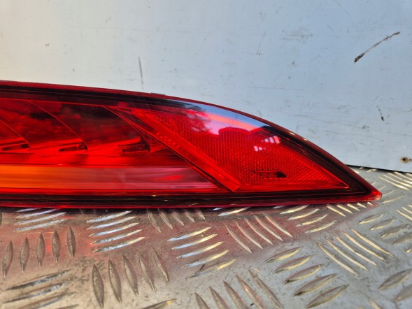 Jaguar OE mar-HK83-13404-BE Задня права фара в крило HK83-13404-BE Jaguar F-Pace X761