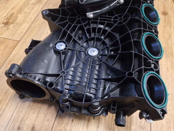 BMW OE 11618647977 8647977 8637900 BMW G30 G20 G22 G23 G26 G15 G01 X3 G02 Впускний Колектор B58