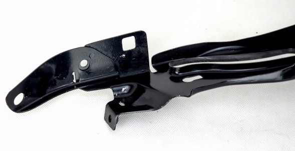 KAMEX KAMEX - 51648055670 КРОНШТЕЙН КРІПЛЕННЯ ФАРИ БОРТИК ПЕРЕДНЬОГО РЕМЕНЯ BMW М3 М4 F80 F82 ПРАВИЙ