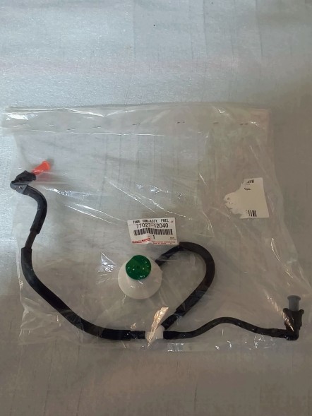Toyota OE 77027-12040 шланг для відведення парів палива TOYOTA COROLLA E12