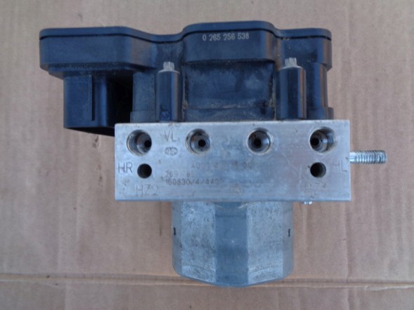 Mercedes-Benz OE A0004311500 0004311500 MERCEDES W117 CLA НАСОС АБС