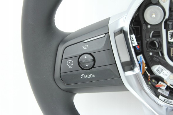 BMW OE 5A4EE18 5W73175 СПОРТИВНЕ РУЛЬМО BMW U06 U11 ASSIST