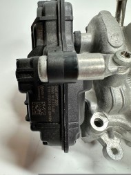 Volkswagen OE 04E907593 Volkswagen oe 04е907593 водяний насос новий