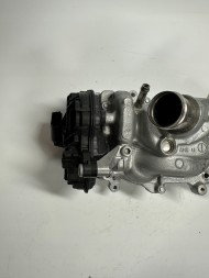 Volkswagen OE 04E907593 Volkswagen oe 04е907593 водяний насос новий